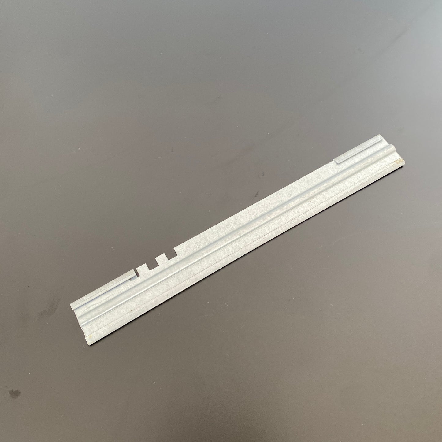 LIQUIDATION - Entrée de ruche ajustable