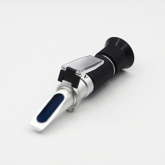 Refractometer