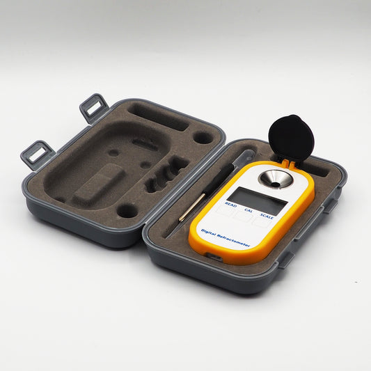 Digital refractometer
