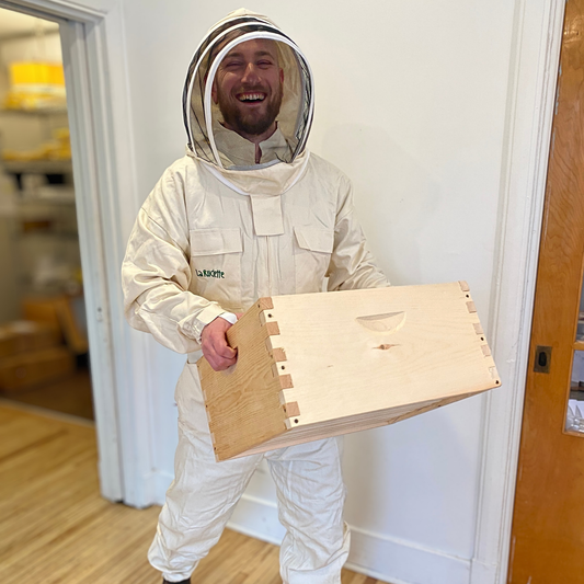 Complete beekeeper's outfit